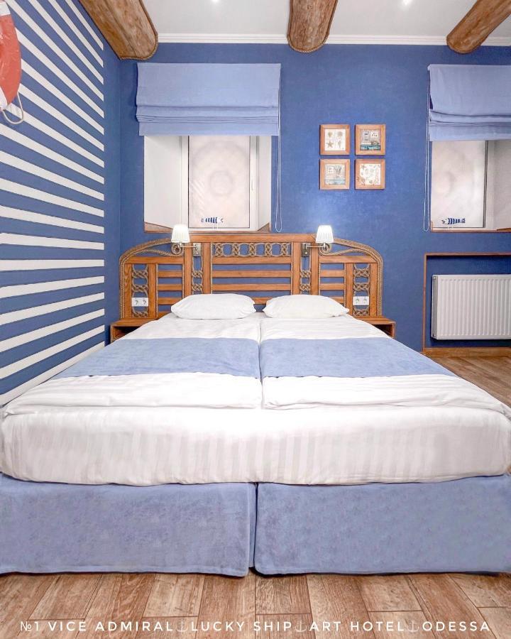 Lucky Ship Art Hotel Odessa Dış mekan fotoğraf